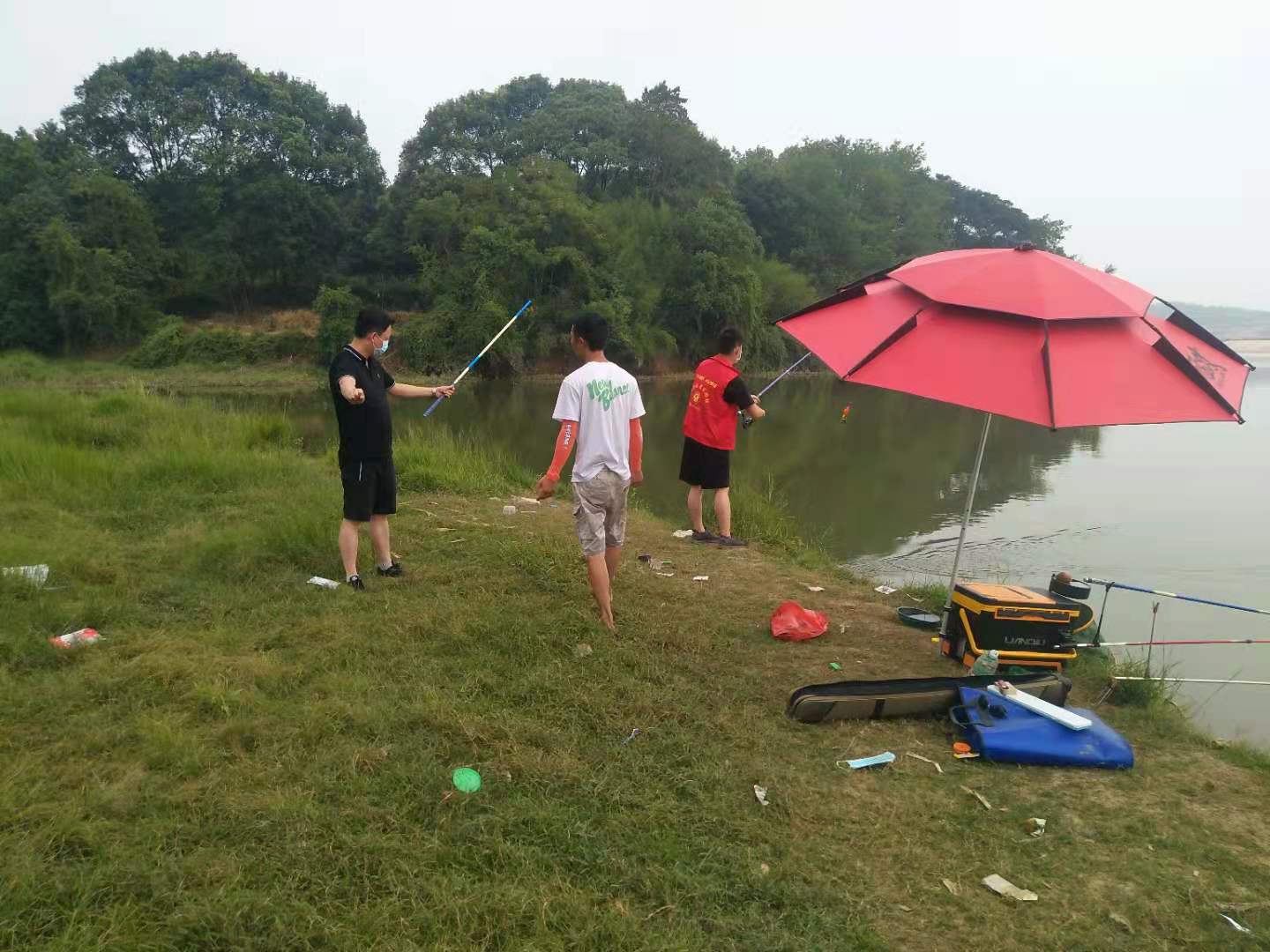 崔家桥镇：开展违法垂钓专项整治行动