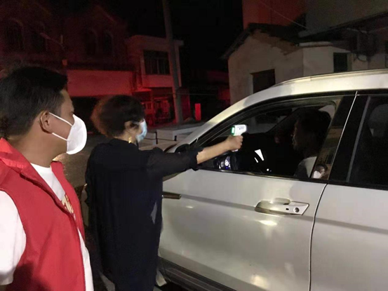 酉港镇：特殊的“投诉”电话