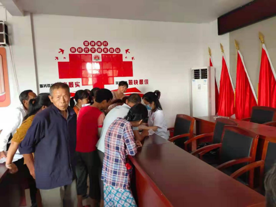 岩汪湖镇：打通疫苗接种“最后一公里”