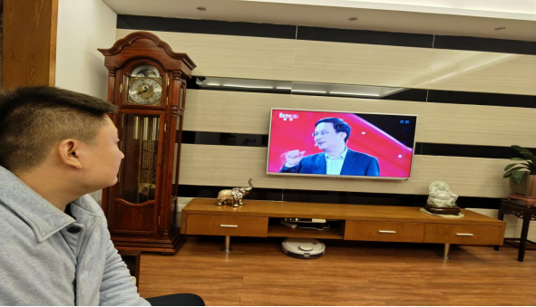汉寿县委编办组织党员干部观看《党课开讲啦—伟大建党精神》促进党史学习教育走深走实