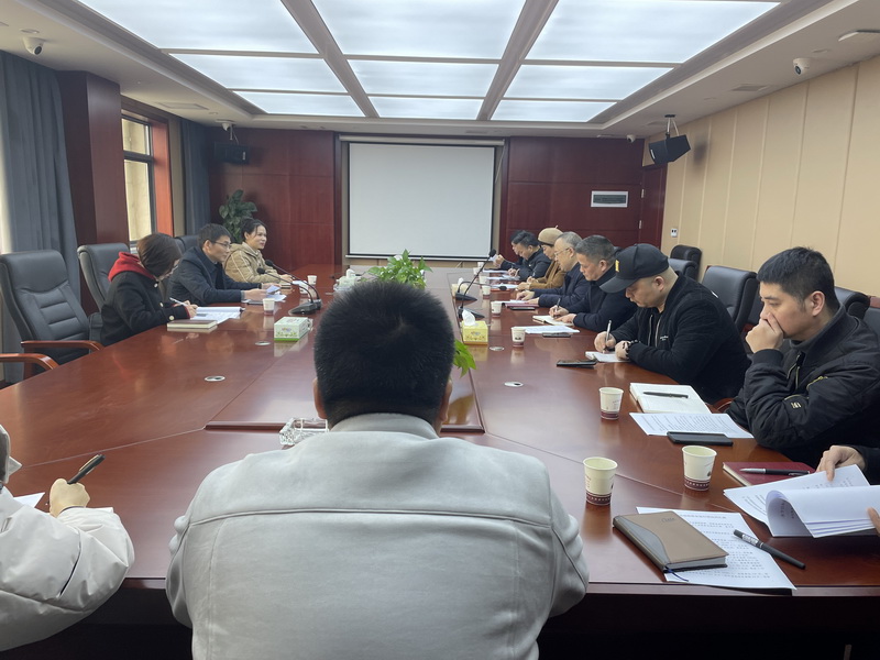 汉寿县领导万成斌调研社会保险基金运行情况