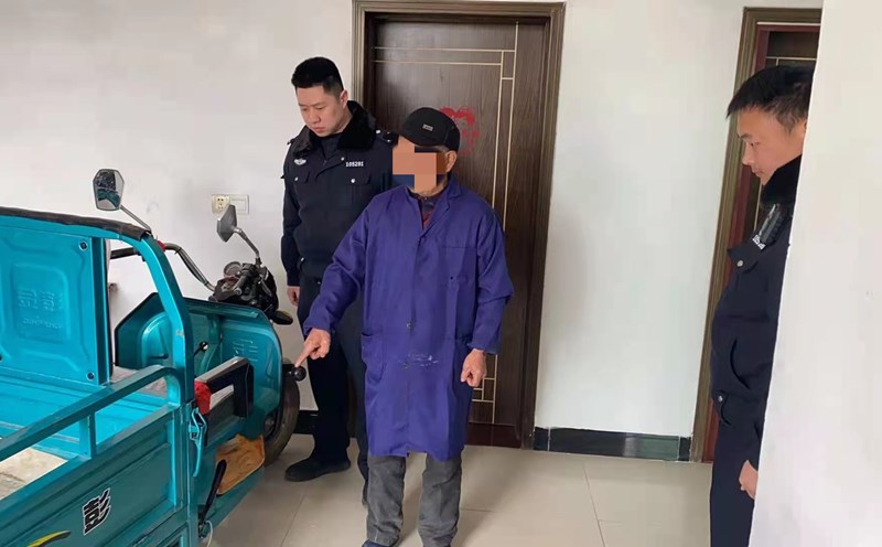 汉寿：爷爷肇事逃逸  孙子主动报警