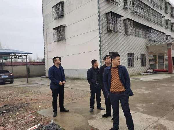 罐头嘴镇：聚焦“疑难杂症”  提升人居环境