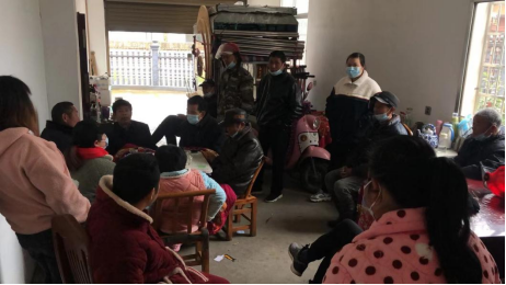 龙阳街道：开好居民屋场会  筑牢防疫安全线