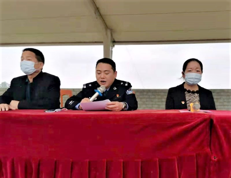 坡头镇：预防校园欺凌和性侵害   共建平安和谐校园