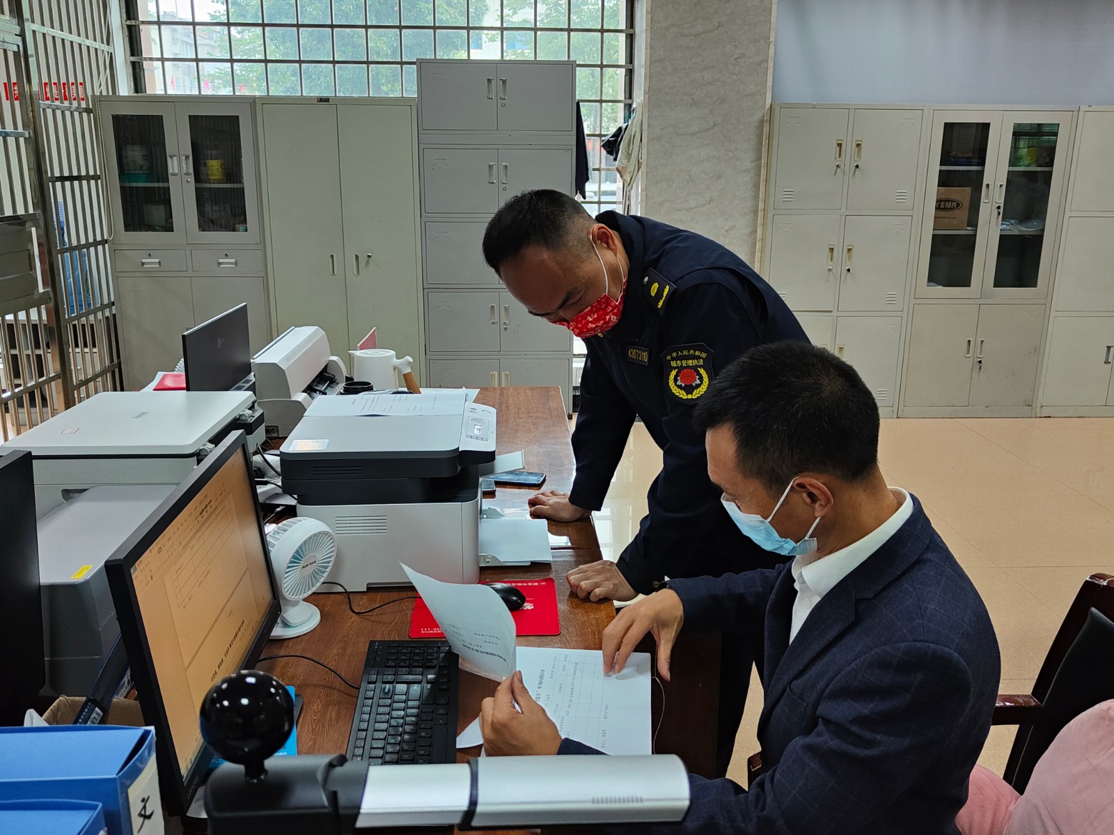 汉寿城管：“一把手”坐窗审批，优化流程惠民生