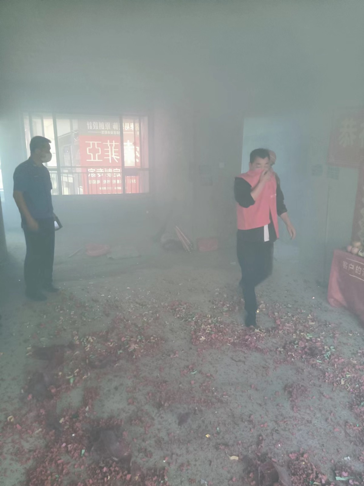 汉寿县城管执法局：查处一起燃放爆竹行为