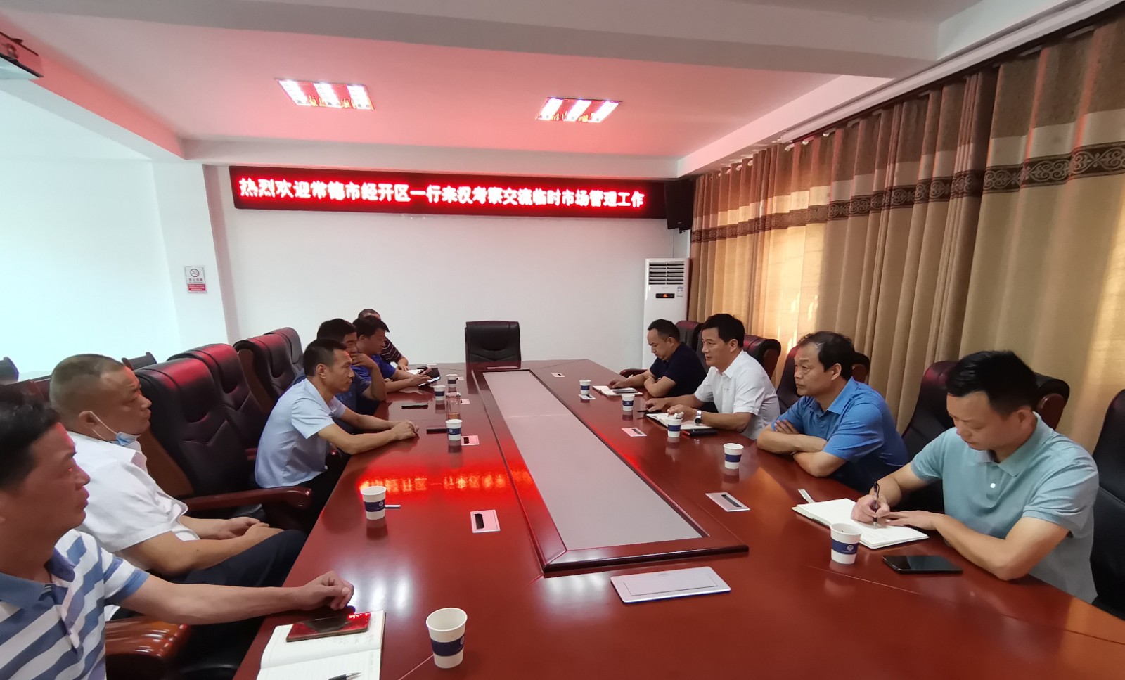 常德市经开区考察组来汉寿考察交流临时市场管理工作