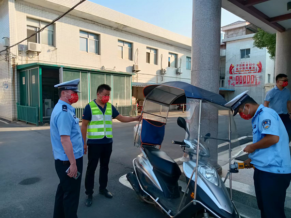 酉港镇深入开展交通顽瘴痼疾集中整治行动