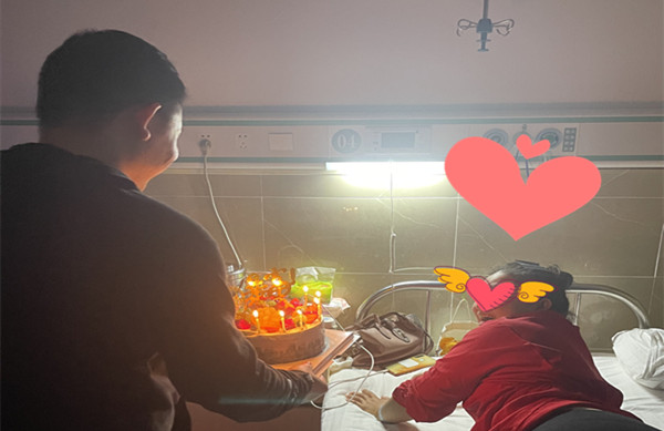 汉寿县人民医院：骨科暖男医生为患者庆生  治病又医心