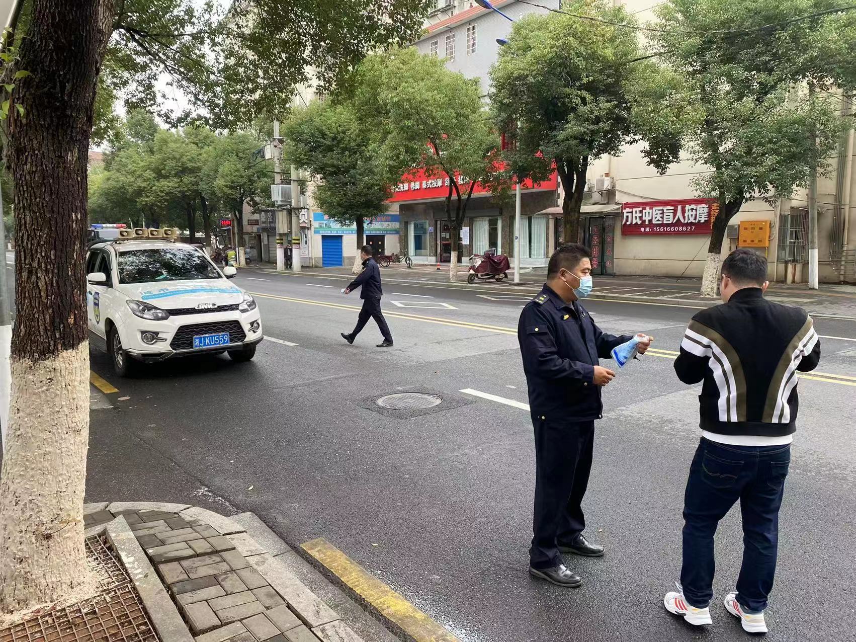 【防疫前沿】汉寿：“城管蓝”多措并举，助力防疫“声”入人心