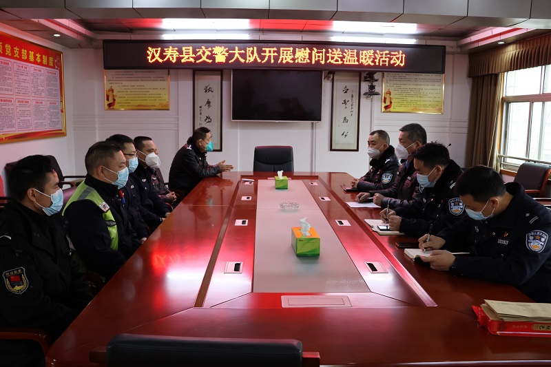 汉寿县公安交警大队开展慰问患病民辅警活动 传递组织关怀