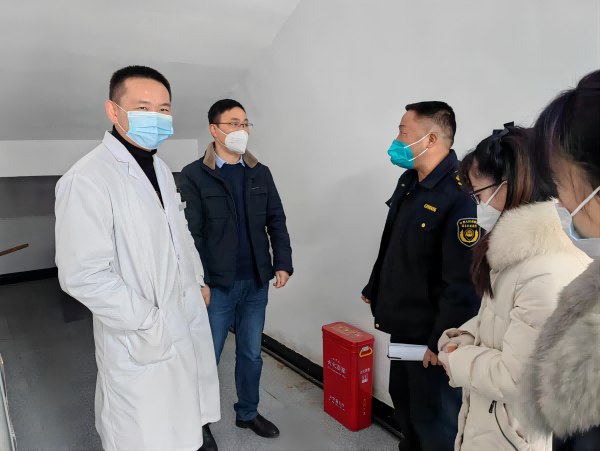 岩汪湖镇开展春节前安全生产大检查