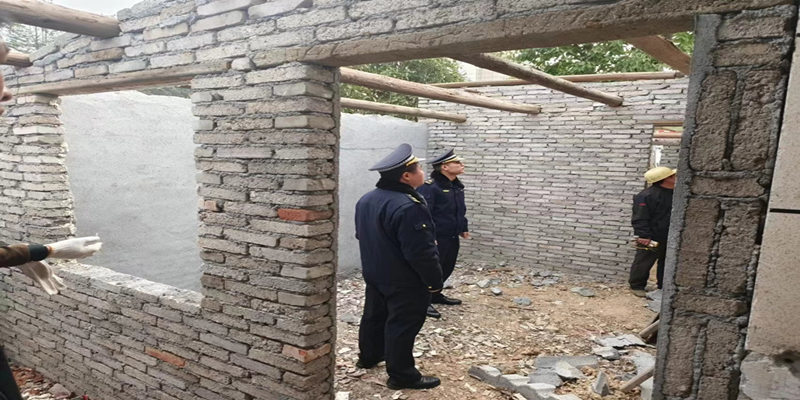 汉寿县城市管理和综合执法局：秉承执法为民原则   依法拆除违章建筑