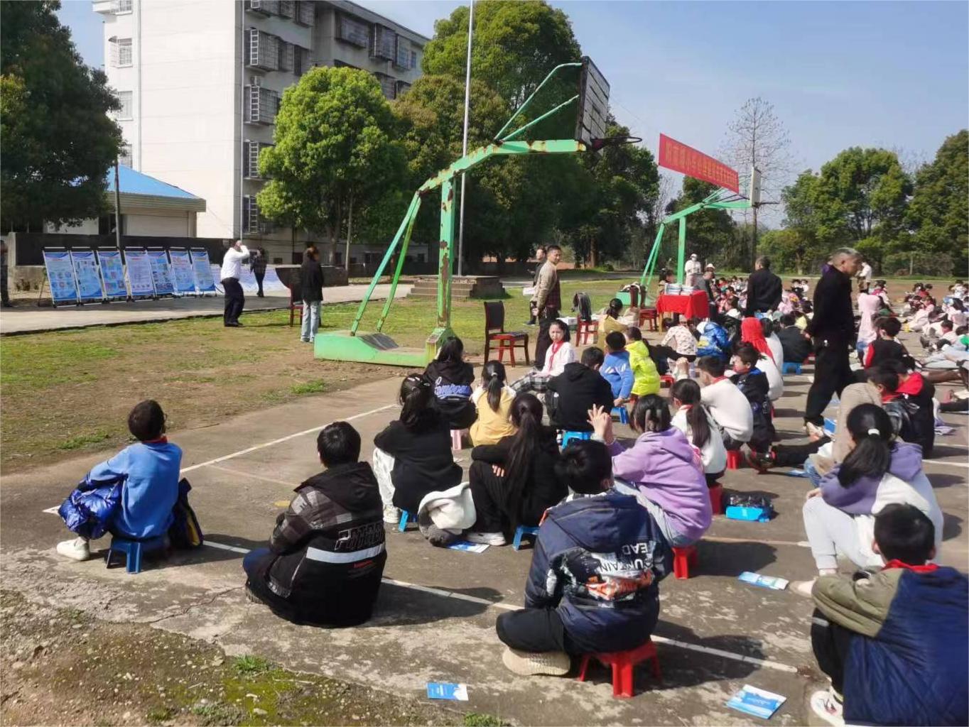 汉寿县蒋家嘴镇开展禁毒宣传进校园活动