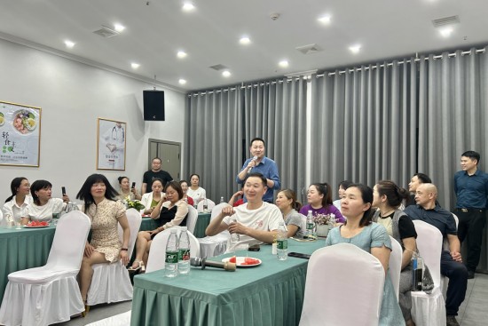 汉寿县个体劳动者和私营企业协会：以学促廉 以廉兴企