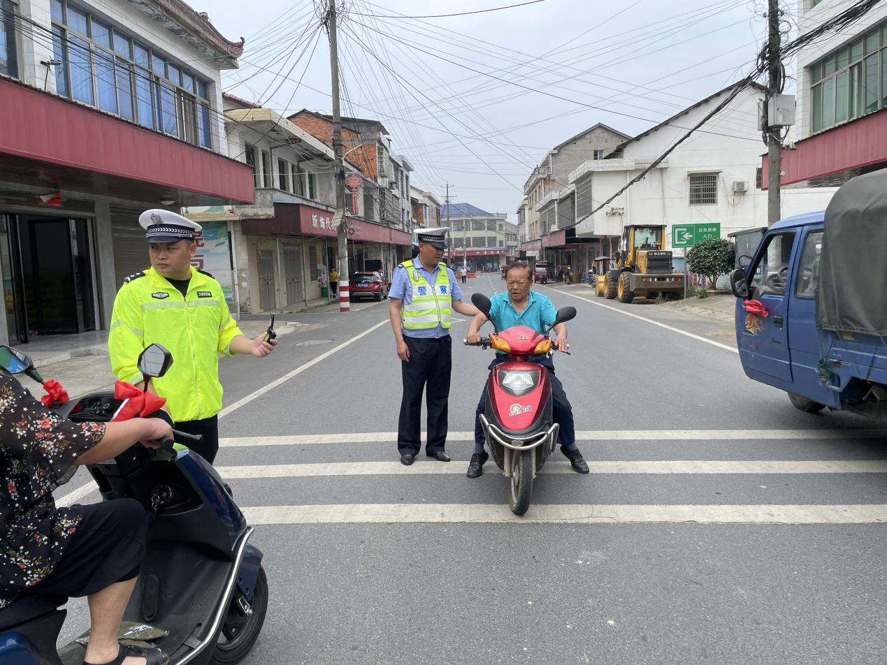 汉寿县聂家桥乡开展交通问题顽瘴痼疾集中整治