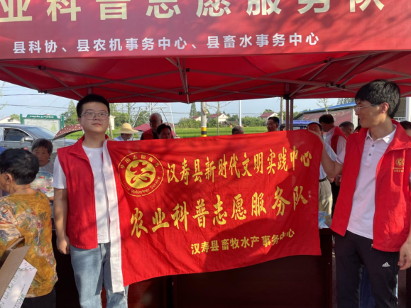 汉寿县畜牧水产事务中心：养殖技术进家门 乡村振兴添活力