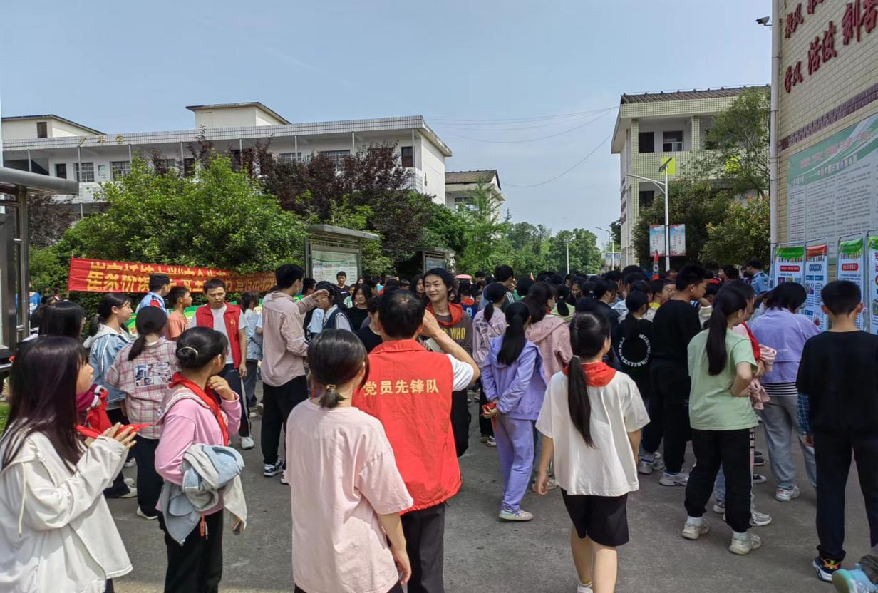 汉寿县崔家桥镇：多措并举  筑牢学生防溺水“安全防线”
