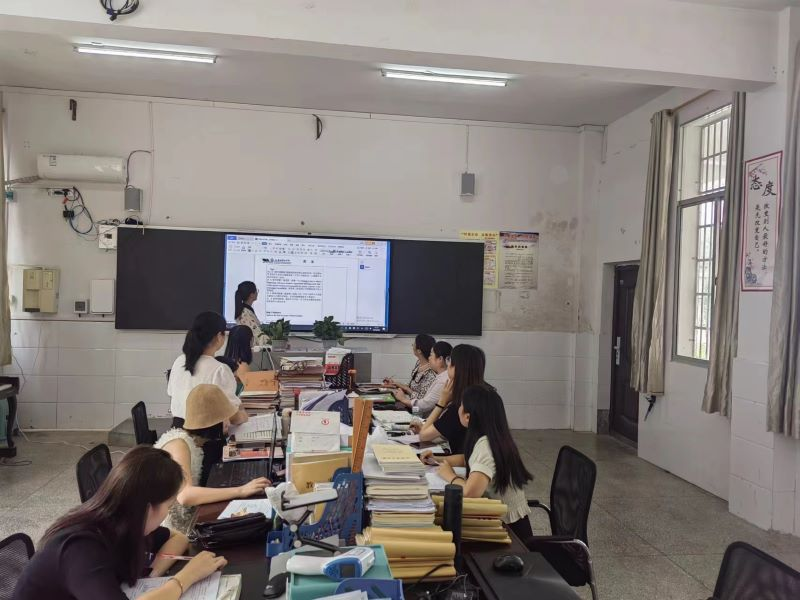 学“新”提质 有“备”而来——汉寿县第五中学开展集体备课活动