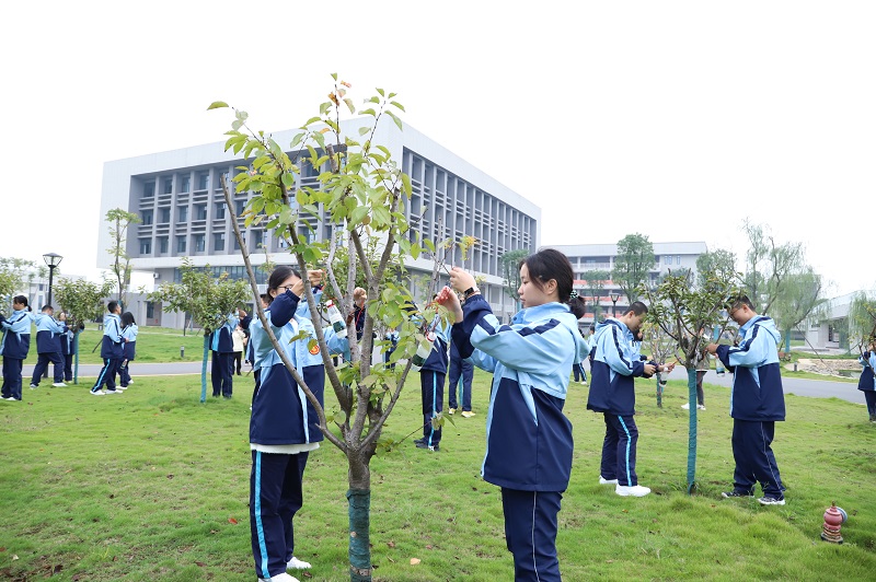 汉寿县第一中学开展节约用水宣传活动