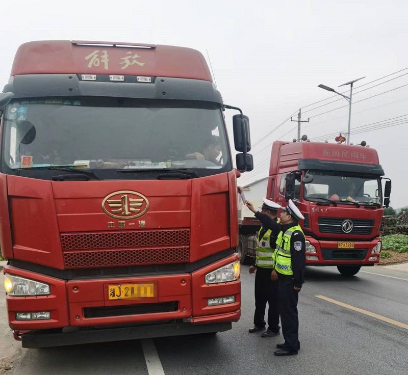 【打好安全生产巩固提升仗】汉寿县公安局交通警察大队：“冬季攻势”持续发力 筑牢道路交通安全防线