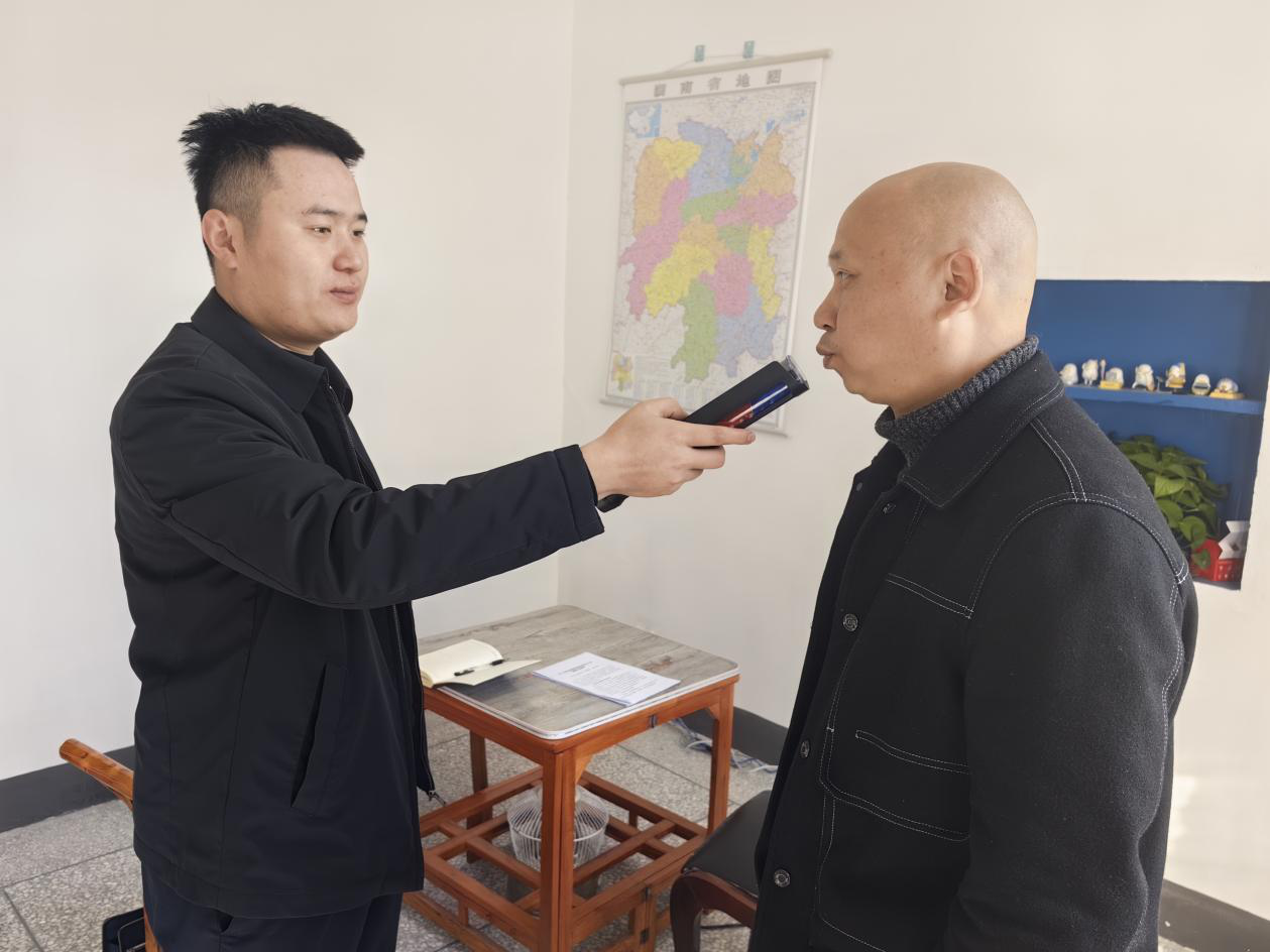 汉寿县聂家桥乡：开展乡村干部“工作日午餐饮酒”专项督查