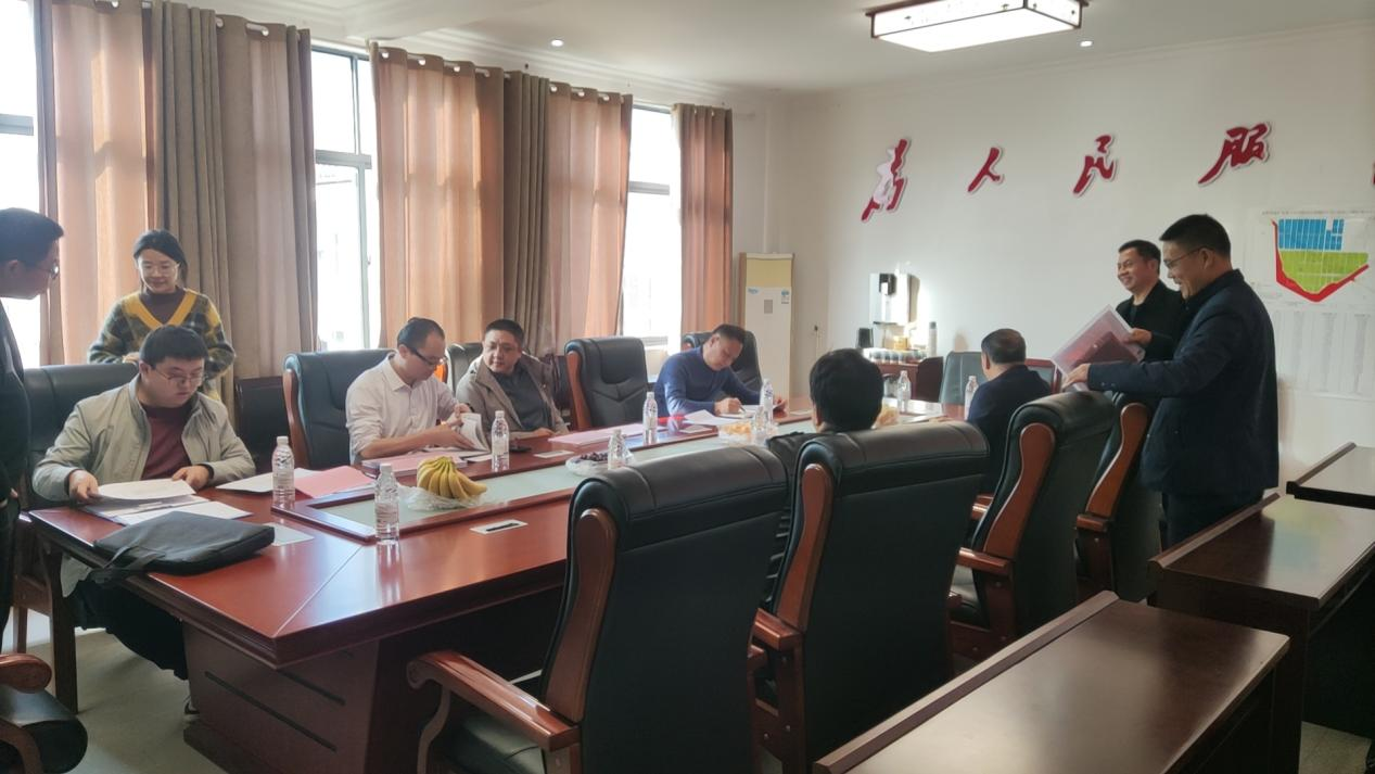 湖南省督查组来汉寿县岩汪湖镇督查河湖长制工作
