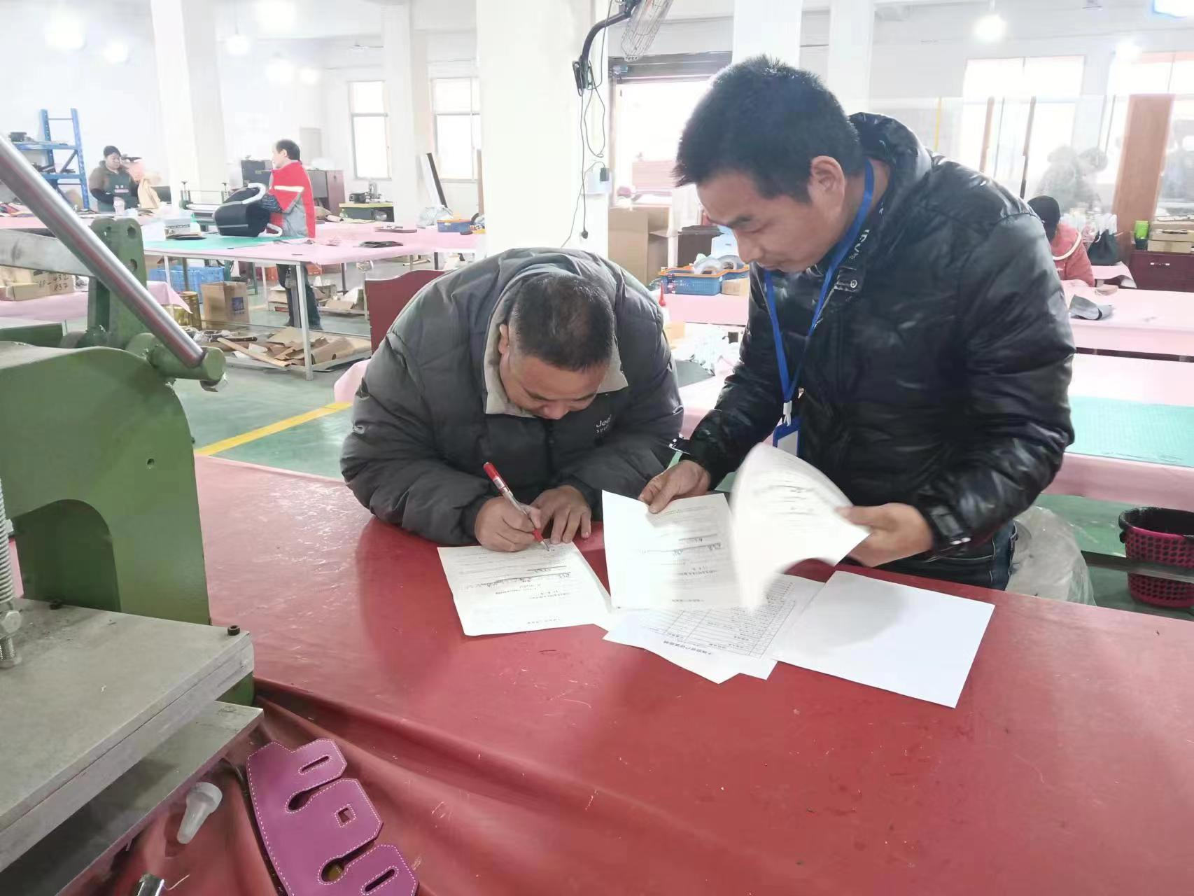 汉寿聂家桥乡：走街串巷摸家底，“五经普”工作在行动