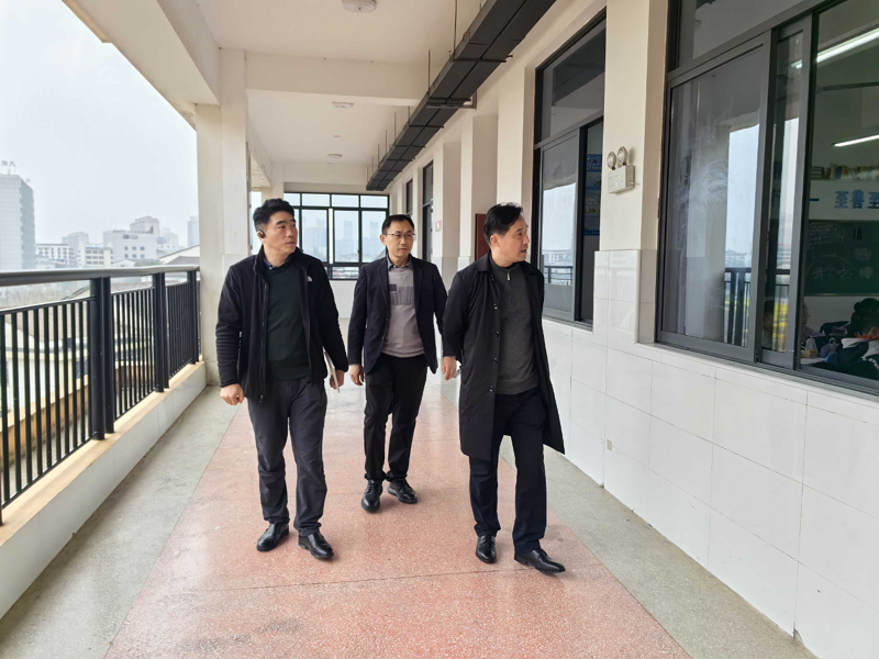 常德市教科院来汉寿县西湖小学开展教学视导活动