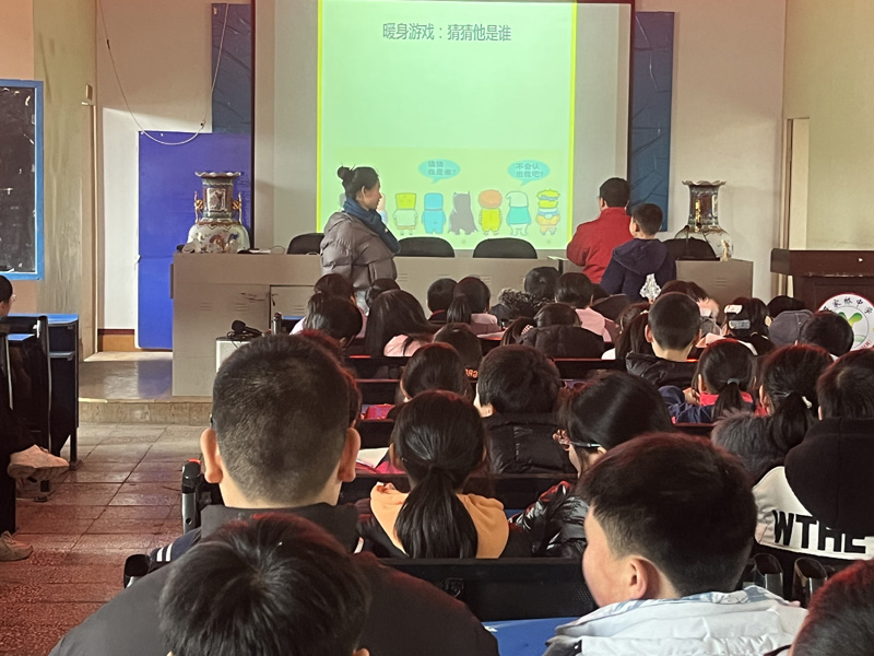 汉寿县聂家桥乡中学积极开展心理健康教育课程，护航学生心灵成长