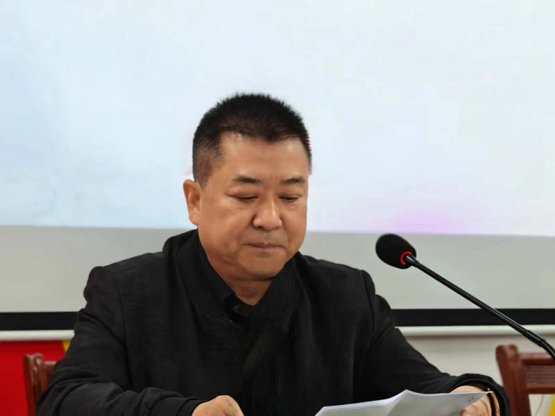 汉寿县丰家铺镇中学召开防欺凌班主任反思会