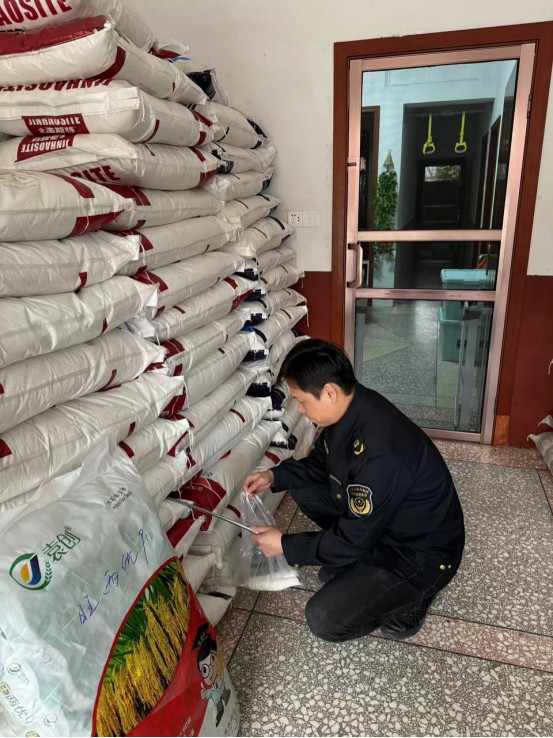 汉寿县市场监督管理局：农资抽检保春耕  不负农时不负春
