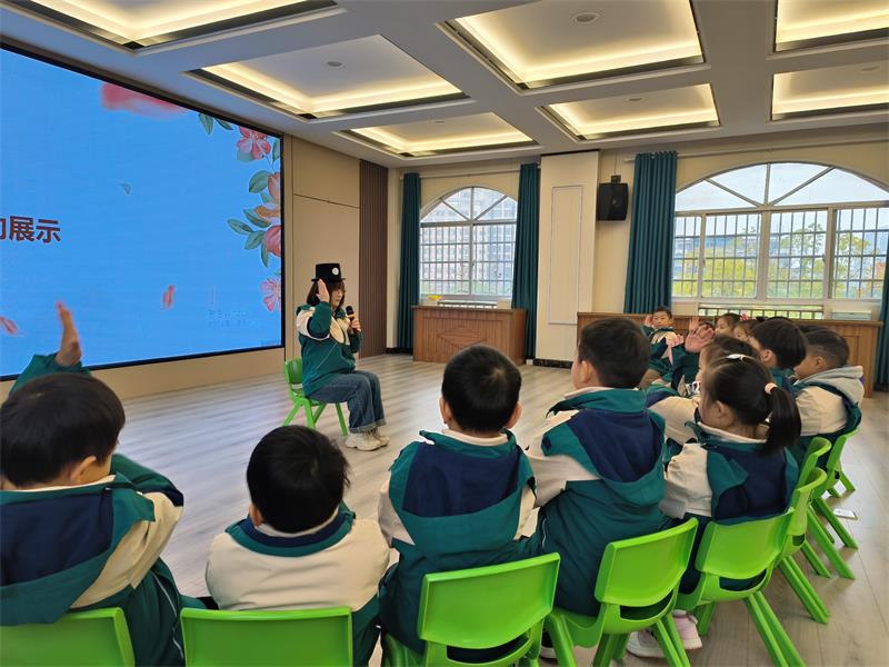 汉寿县中心幼儿园开展大班组家长教研活动