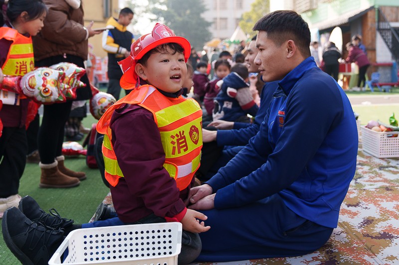 汉寿县安琪幼儿园举行安全主题跨年活动