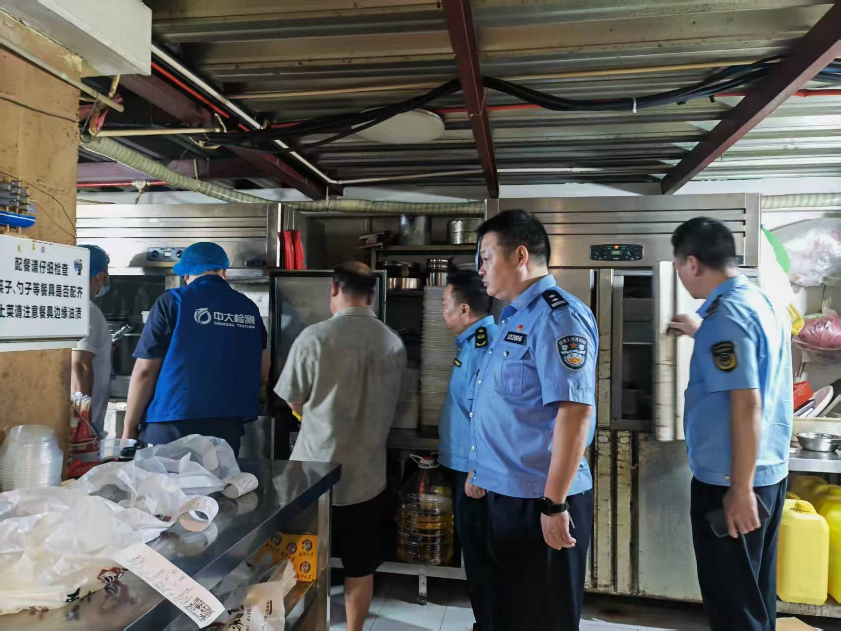 汉寿县市场监督管理局集中整治夜市肉制品