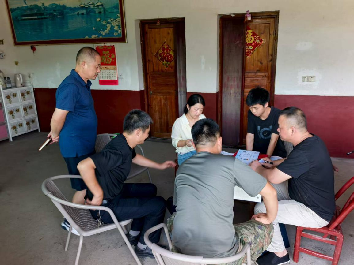 漢壽：崔家橋鎮(zhèn)扎實(shí)開展2025年下半年應(yīng)征青年政審工作