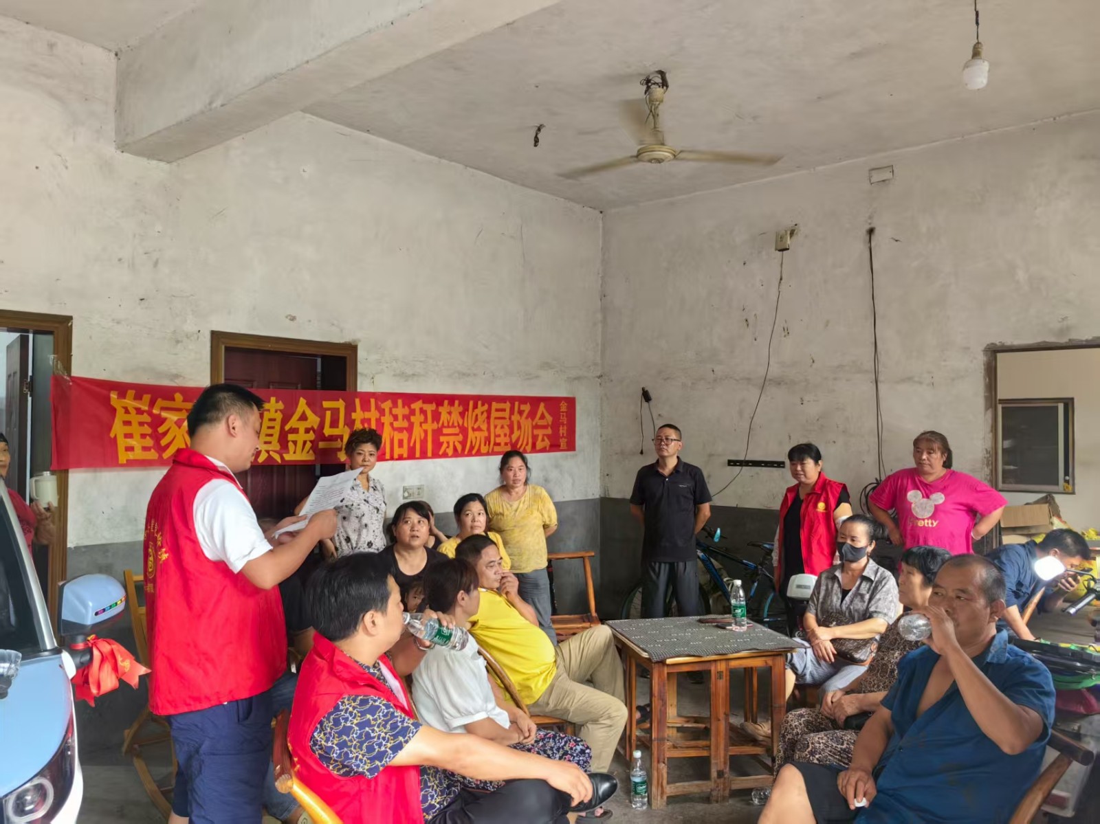 汉寿县崔家桥镇：聚力秸秆禁烧 守护蓝天净土