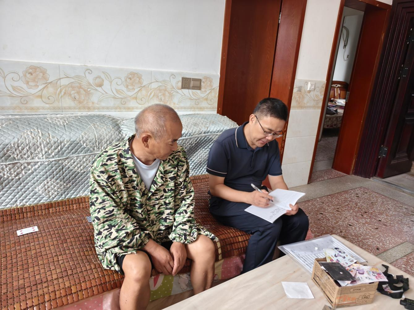 汉寿县岩汪湖镇：真情帮扶暖民心 聚力实干促振兴
