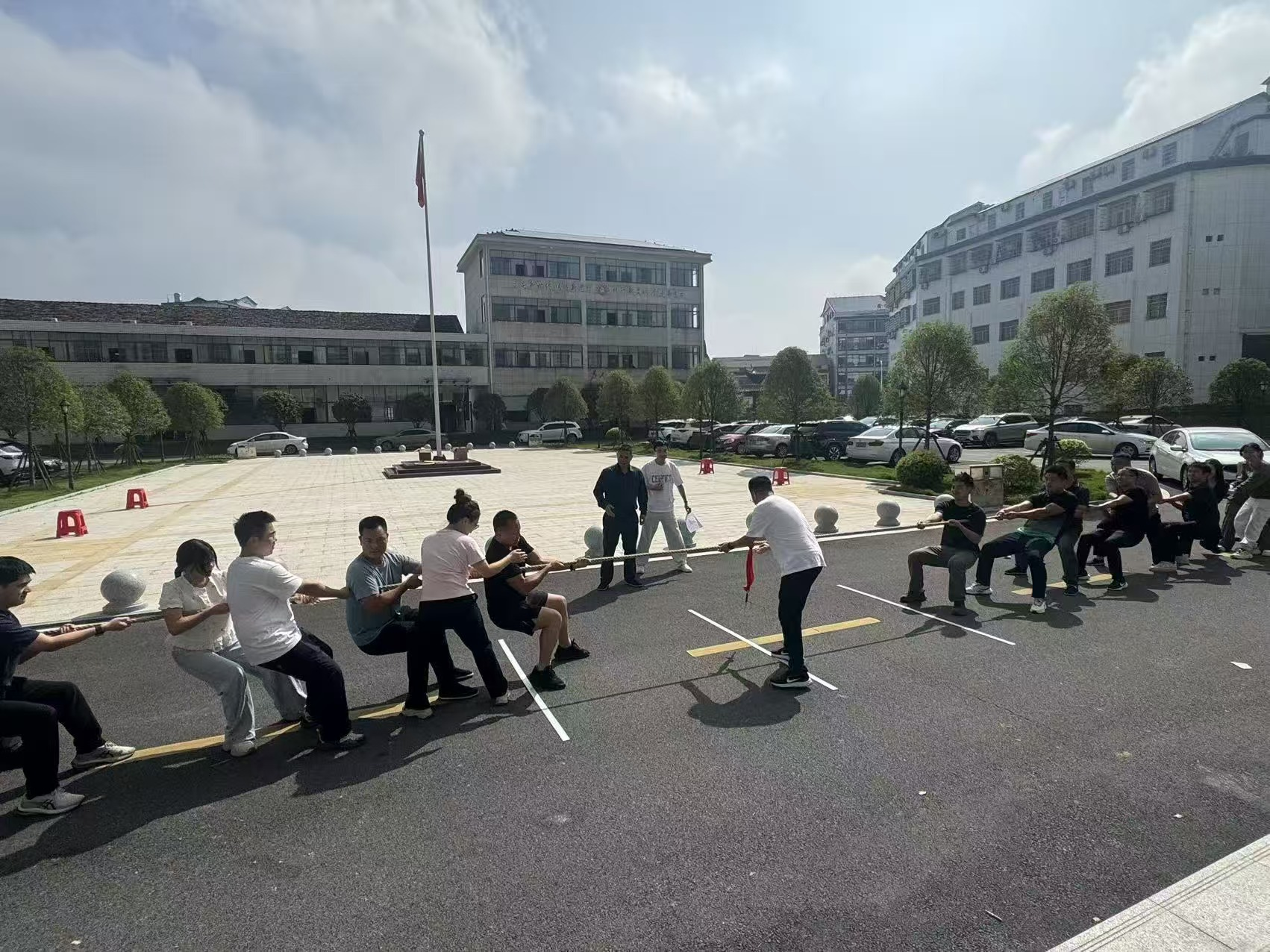 汉寿县太子庙镇：举行机关趣味运动会