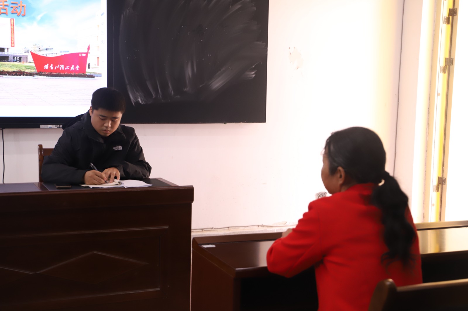 汉寿一中邀家长“三进”校园 共筑共育新篇章