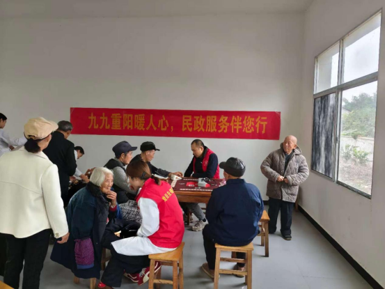 汉寿县坡头镇开展重阳节敬老义诊 23名老人享免费健康体检