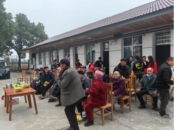 汉寿县坡头镇新时代文明实践所开展重阳节慰问活动