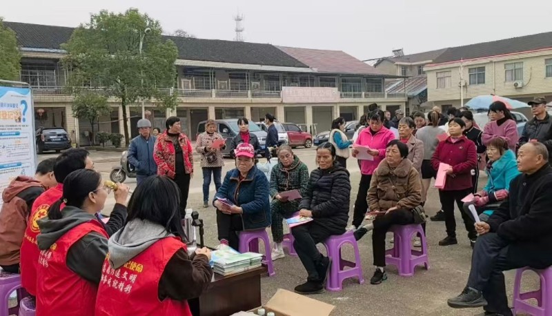 汉寿县朱家铺镇开展政务公开日“温暖社保·社保服务进万家”主题活动