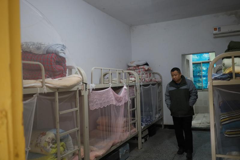 汉寿二中开展寝室走访，打造温馨育人环境