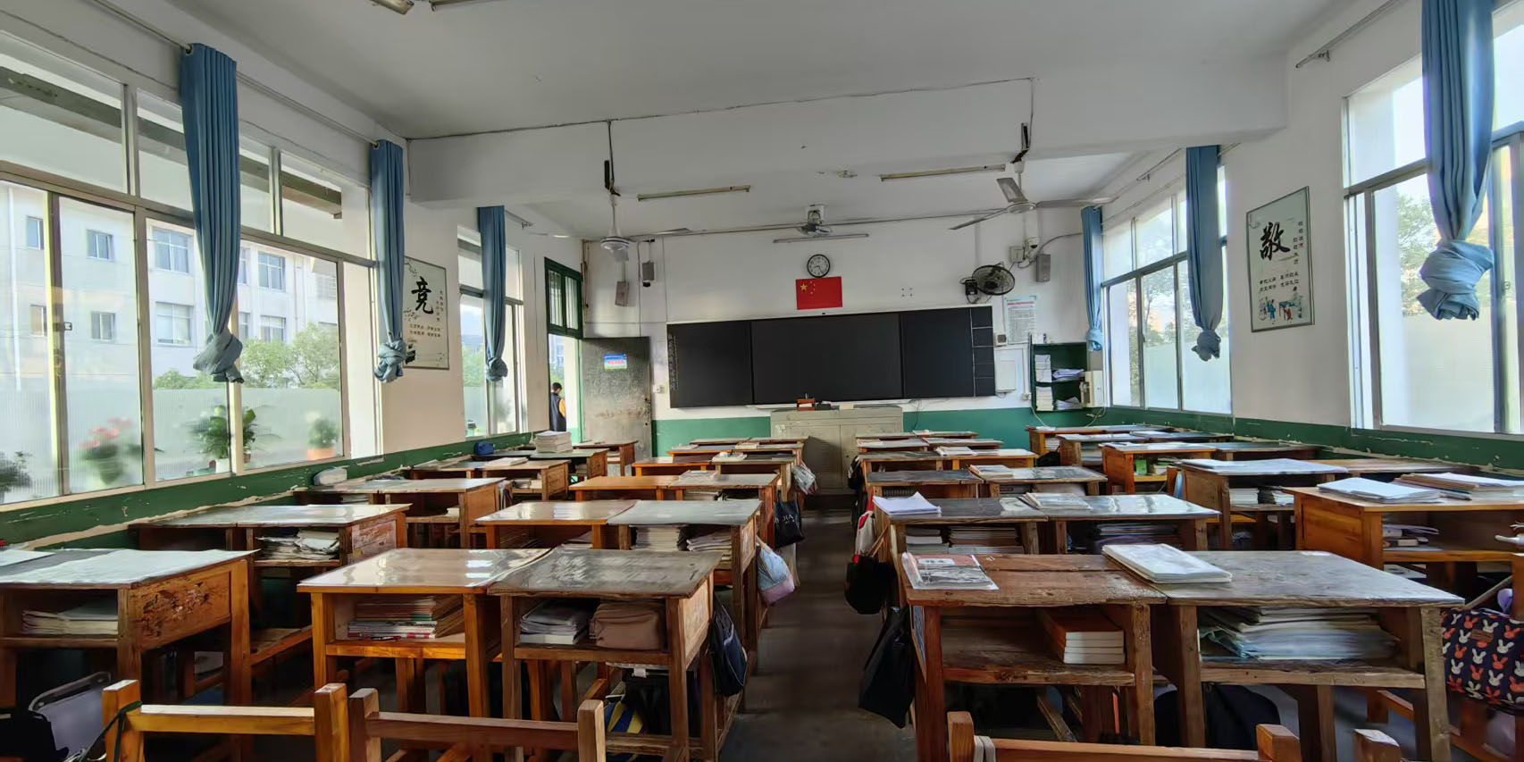 汉寿县詹乐贫中学开展“最美教室”评比，14个班级脱颖而出