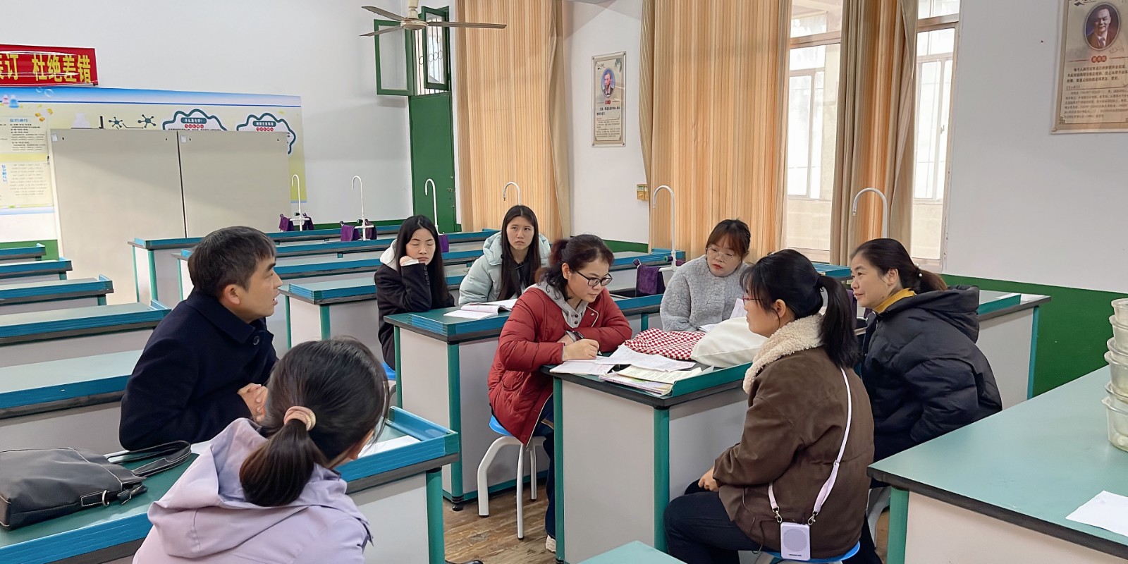 问题导向优教研 精准视导促发展 ——汉寿县教育局教研室到詹乐贫中学开展教学视导工作