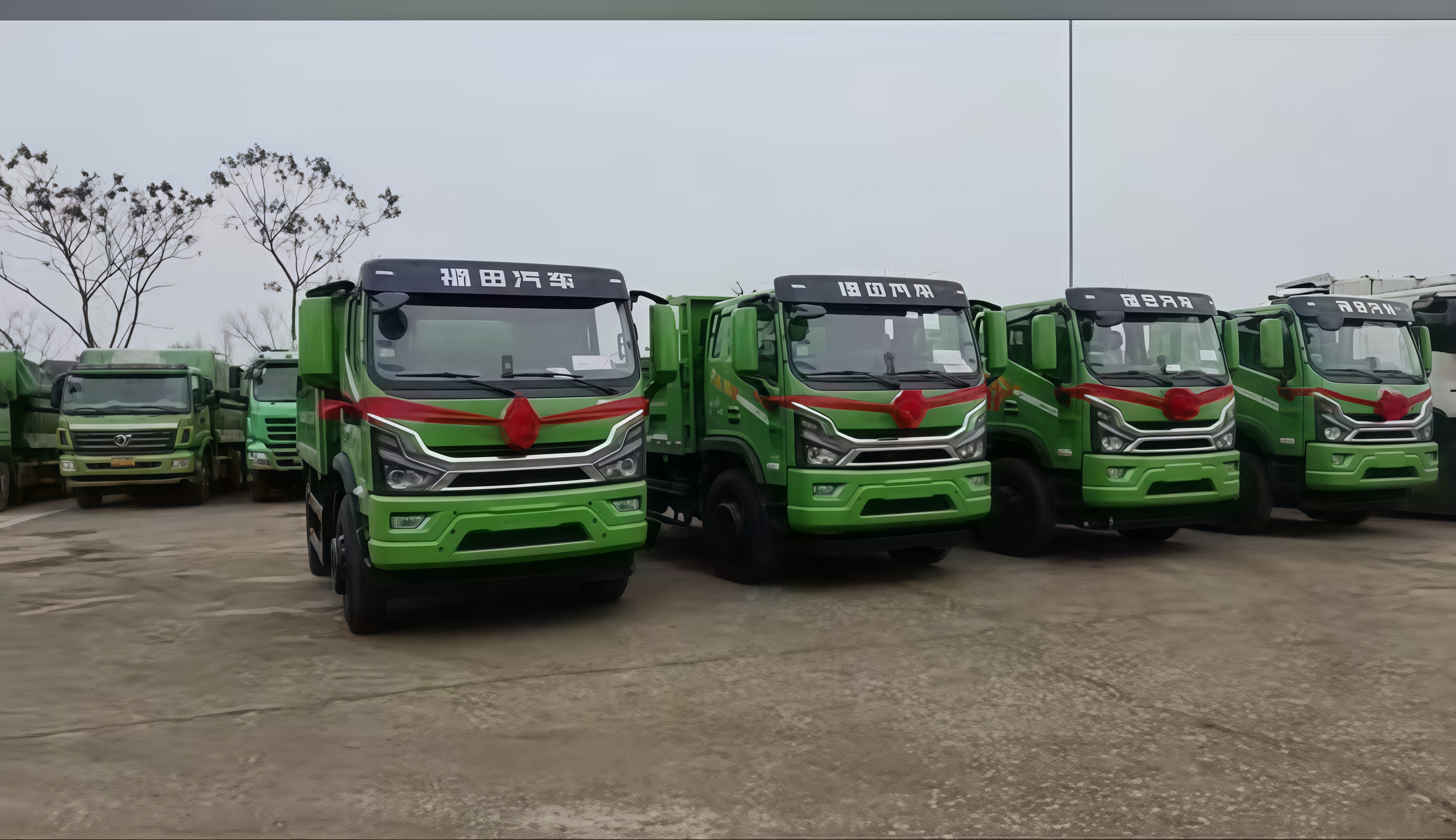 汉寿县投用小型环保渣土车 破解“小散杂”清运难题