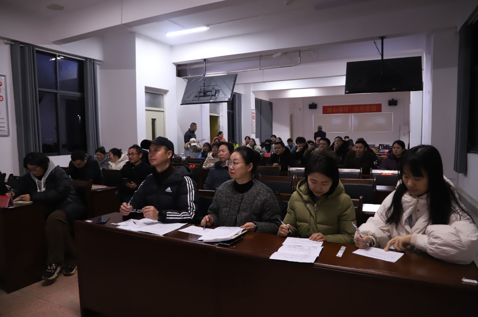 汉寿一中：举办班主任基本功大赛