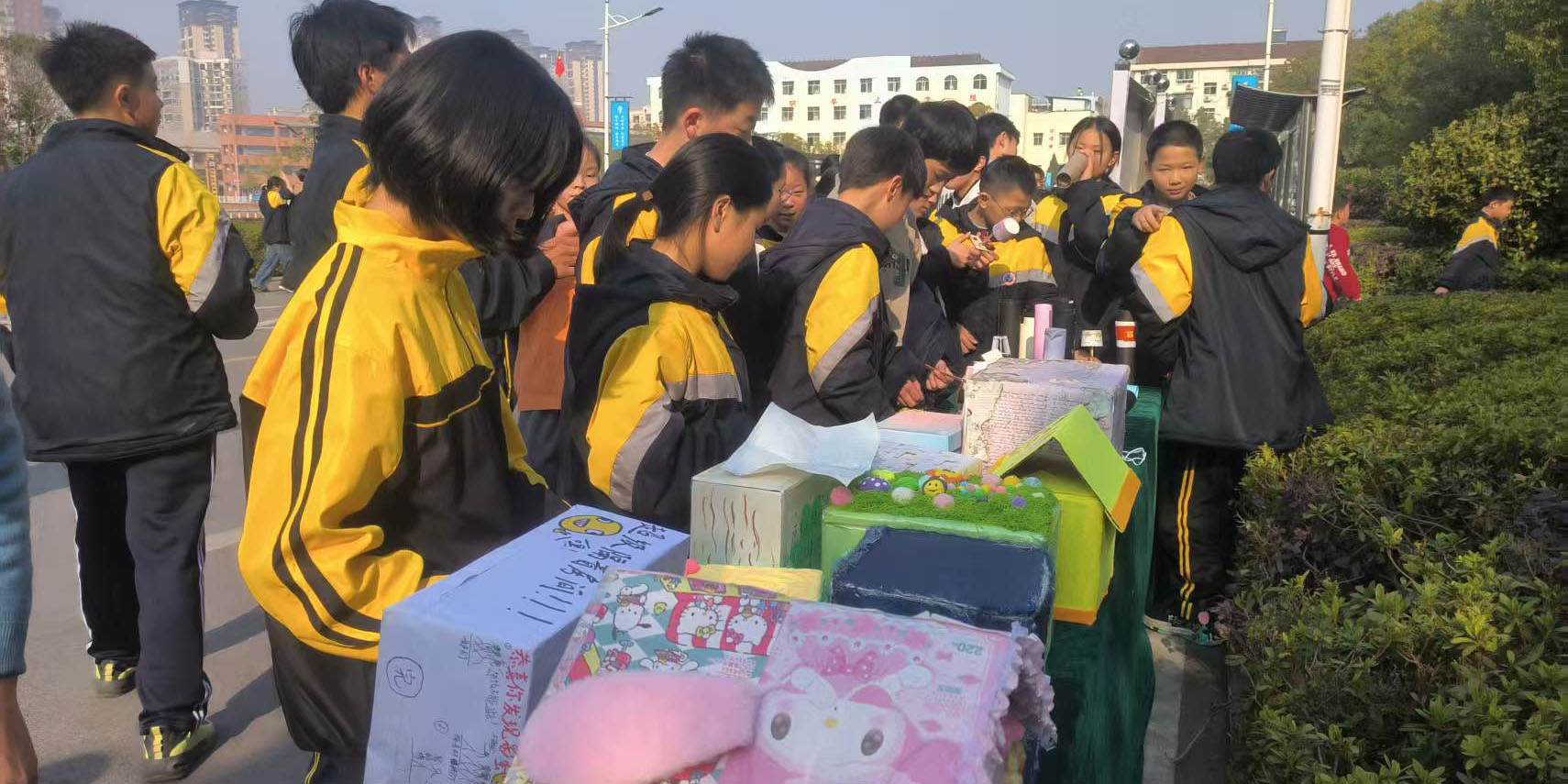 汉寿县詹乐贫中学：举办物理跨学科实践展